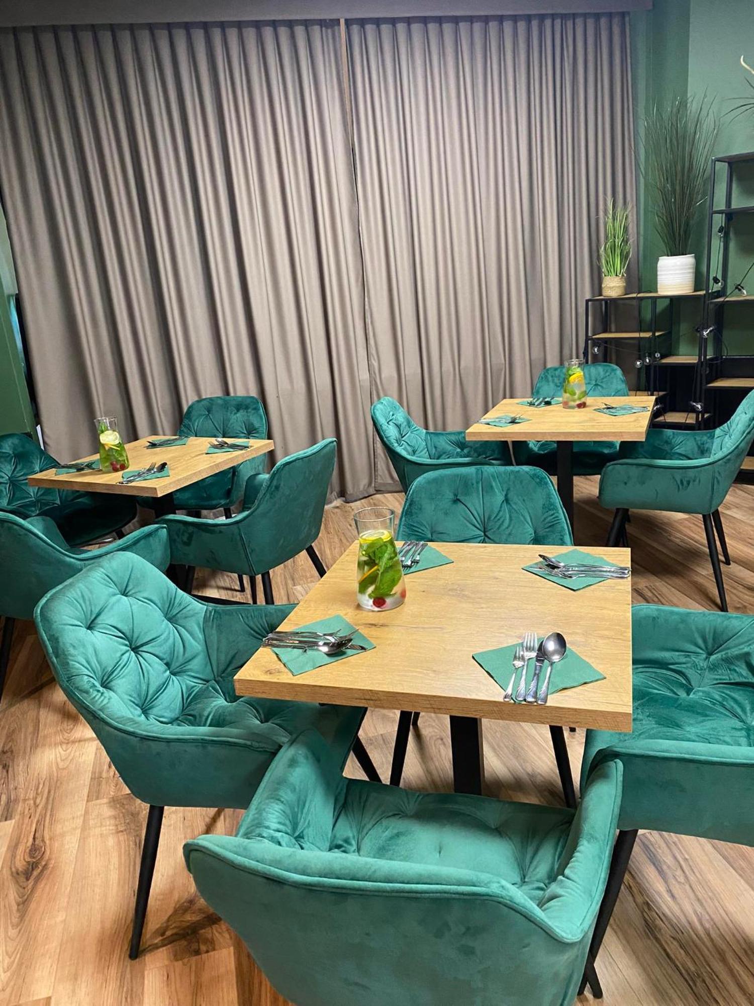 Cks Warszawa Hotel Екстериор снимка